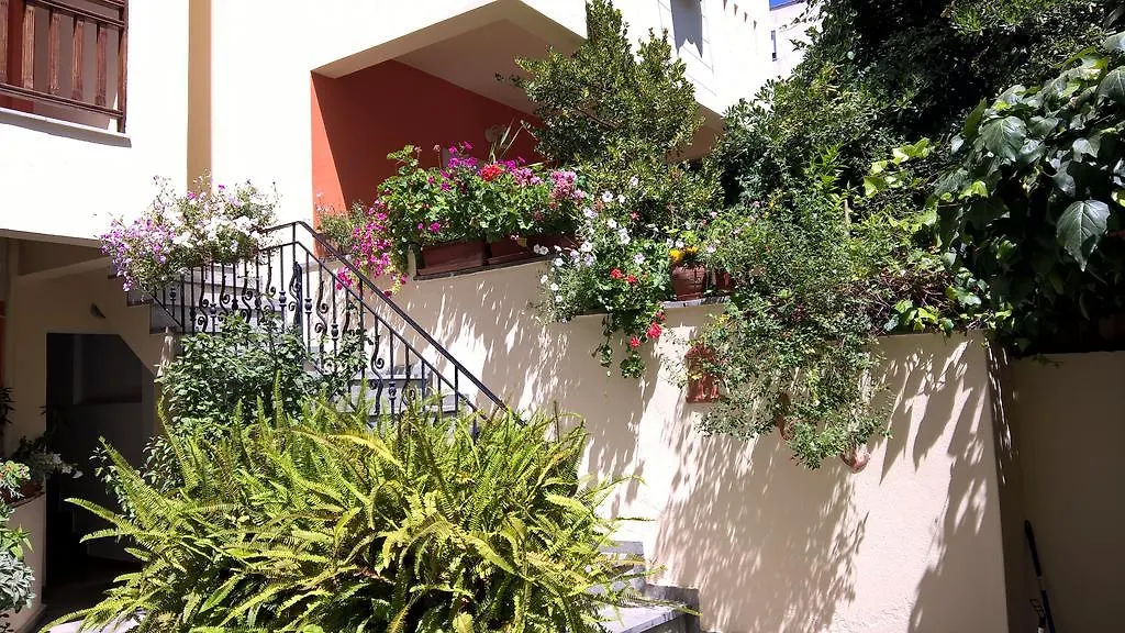 Apartament Muses Neos Marmaras