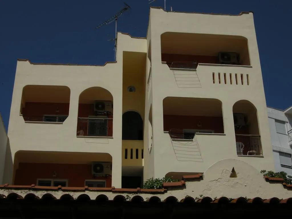 Apartament Muses Neos Marmaras
